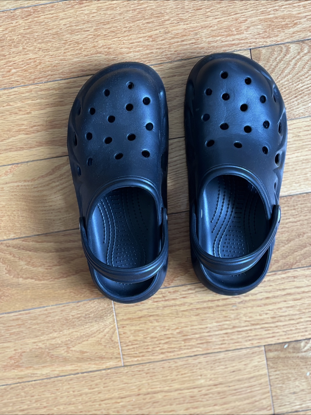 Black Crocs