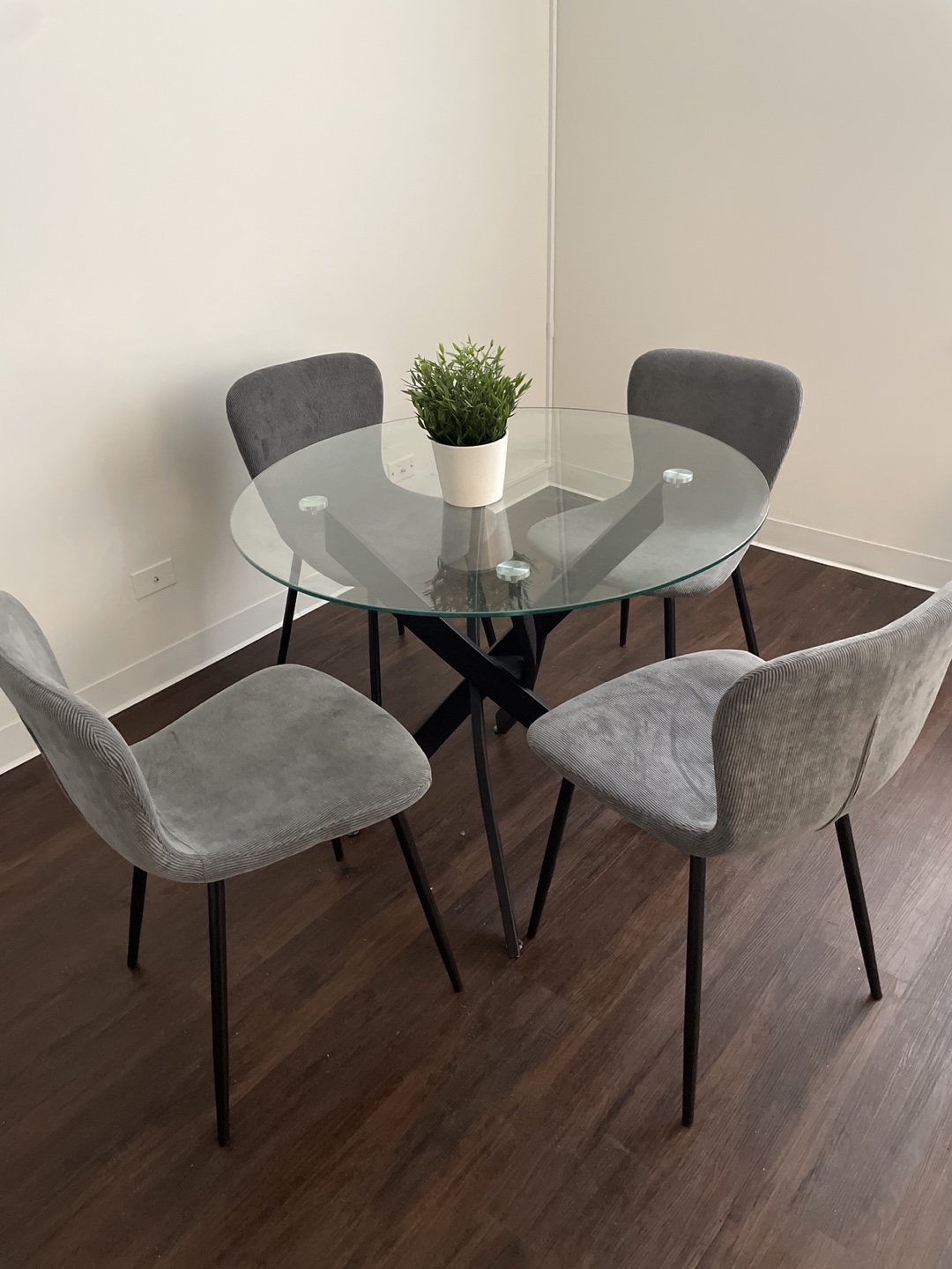 Round Glass Table with Chairs