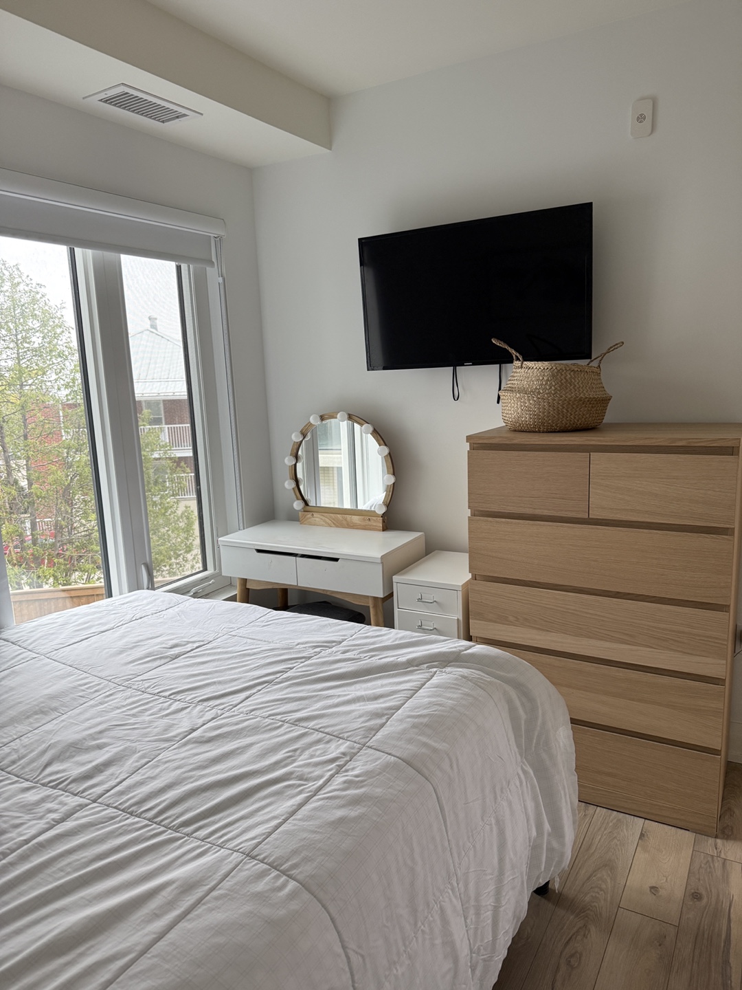 IKEA Dresser - photo 3