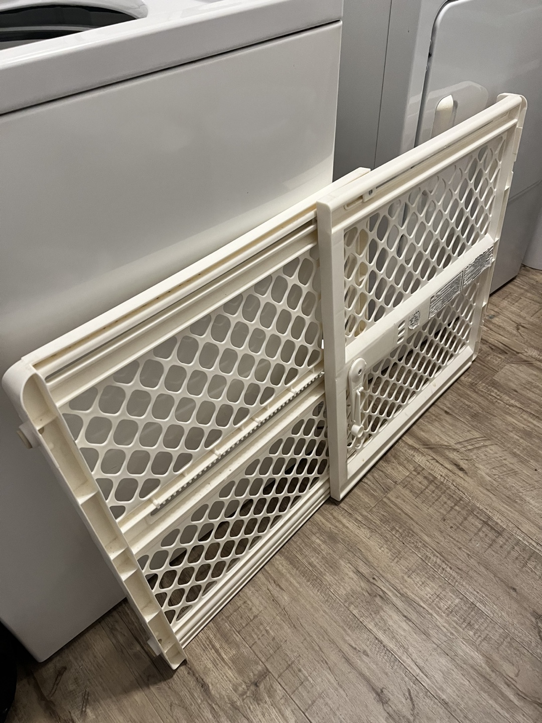 White Baby Safety Gate - photo 2