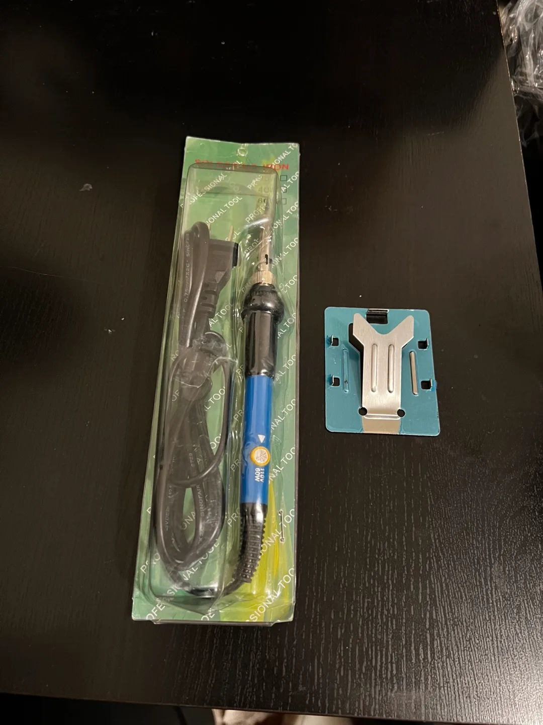 Soldering Iron and Lab Kit Bundle image indicator(4)