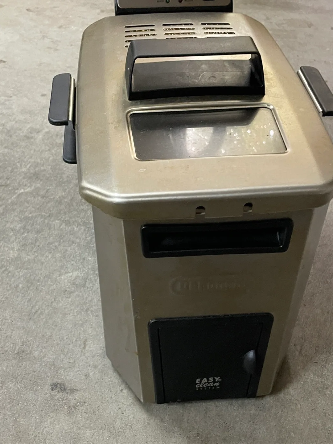 Tfal Easy Clean Deep Fryer image indicator(4)