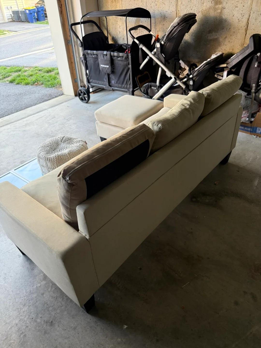 Beige Sectional Sofa with Ottoman image indicator(4)