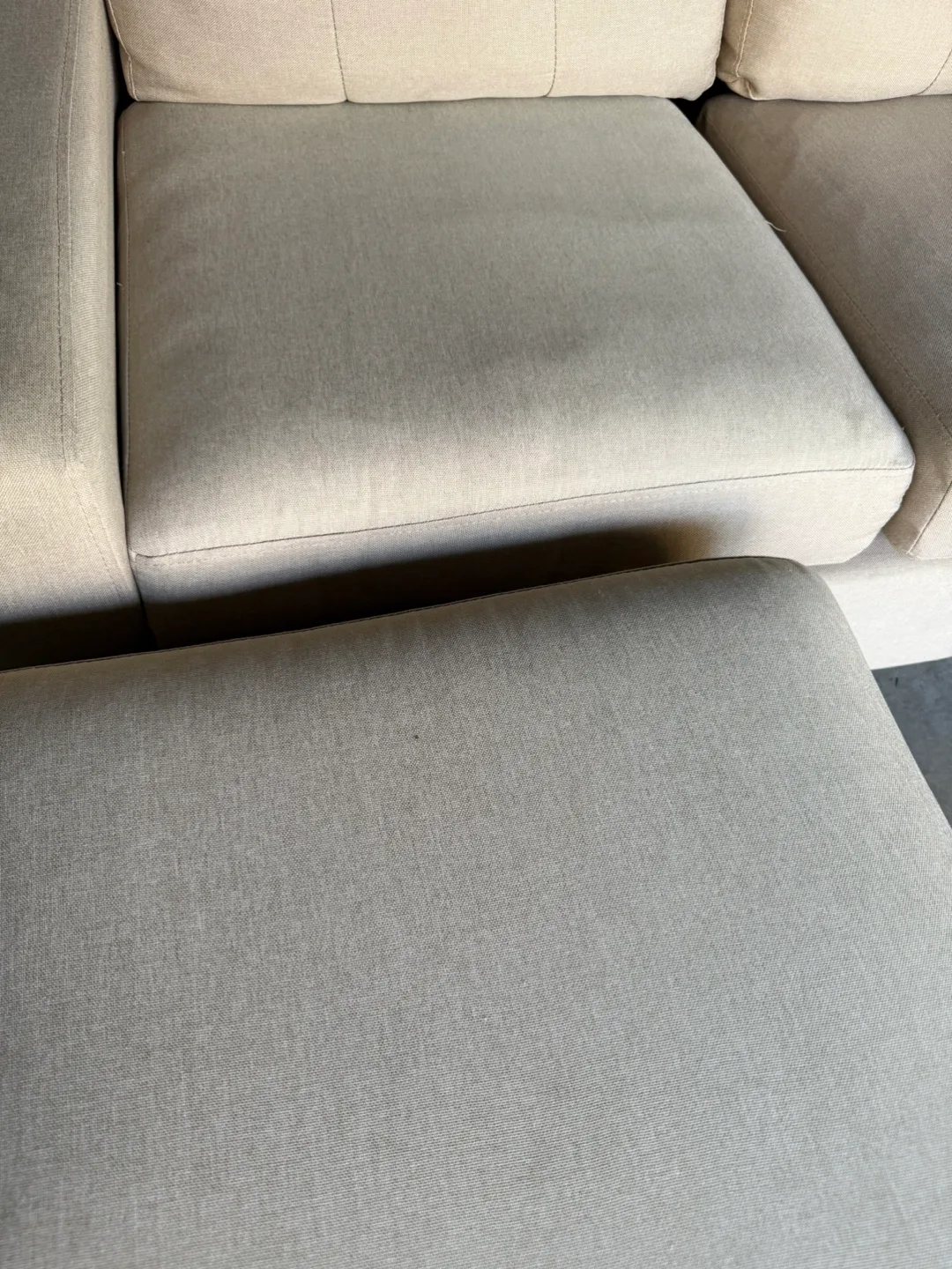 Beige Sectional Sofa with Ottoman image indicator(3)