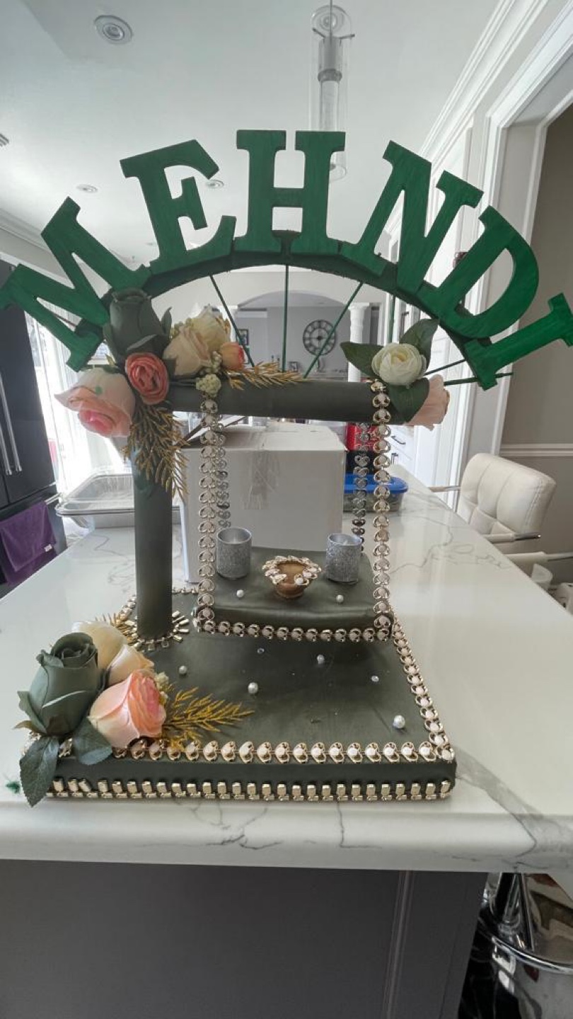 Mehndi Decoration Piece