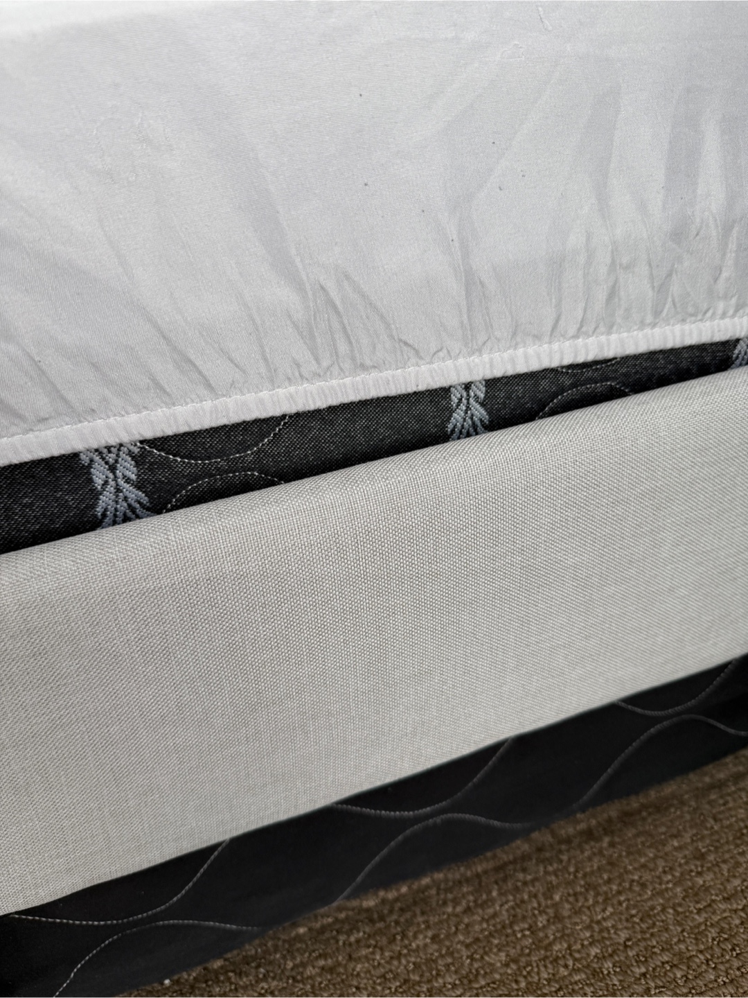 Queen Size Bed Frame - photo 4