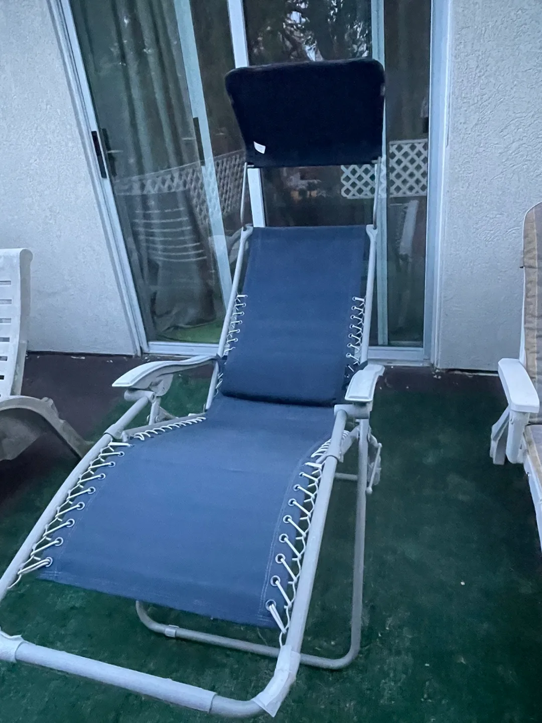 Blue Outdoor Reclining Chair with Sun Shade image indicator(4)