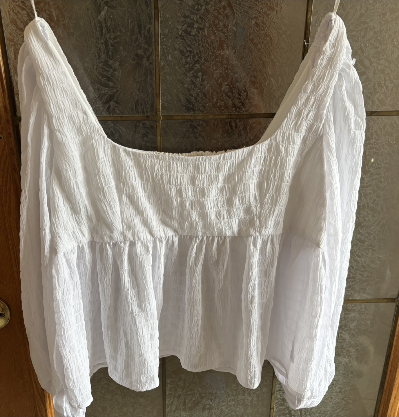 WAYFE White textured top