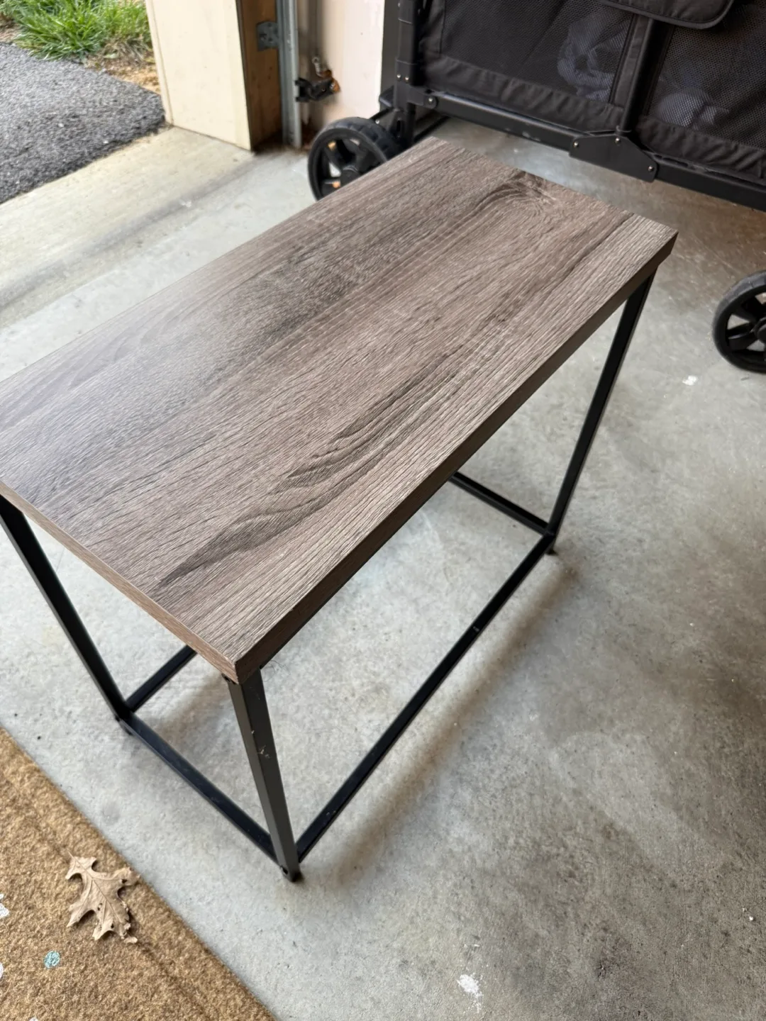 Side Table - Wood Grain Top image indicator(3)