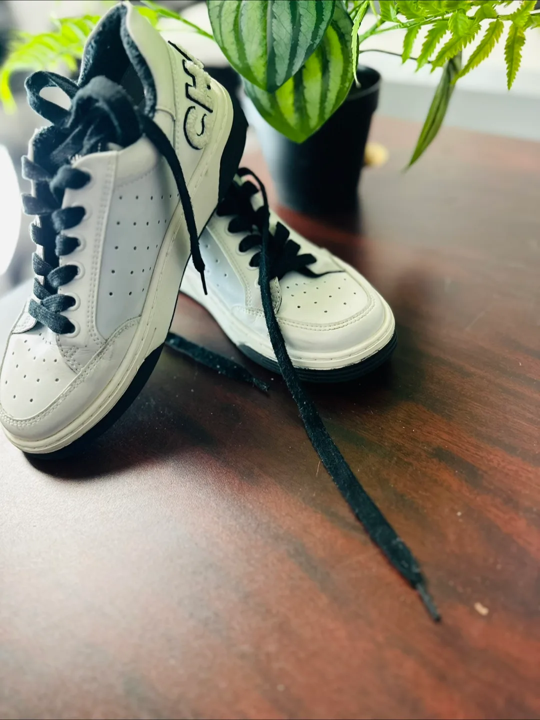 Chanel Sneakers thumbnail
