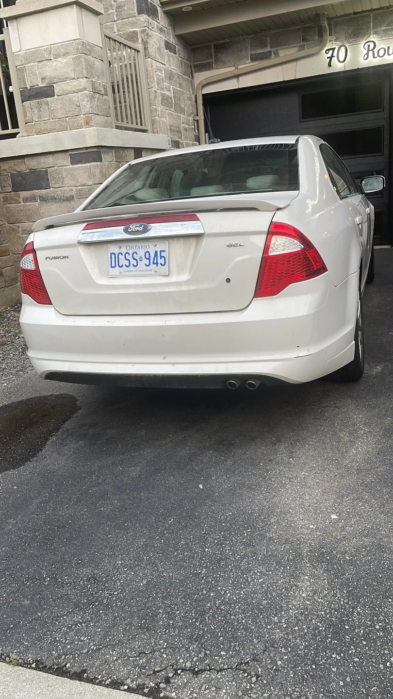 Ford Fusion Sedan image indicator(4)