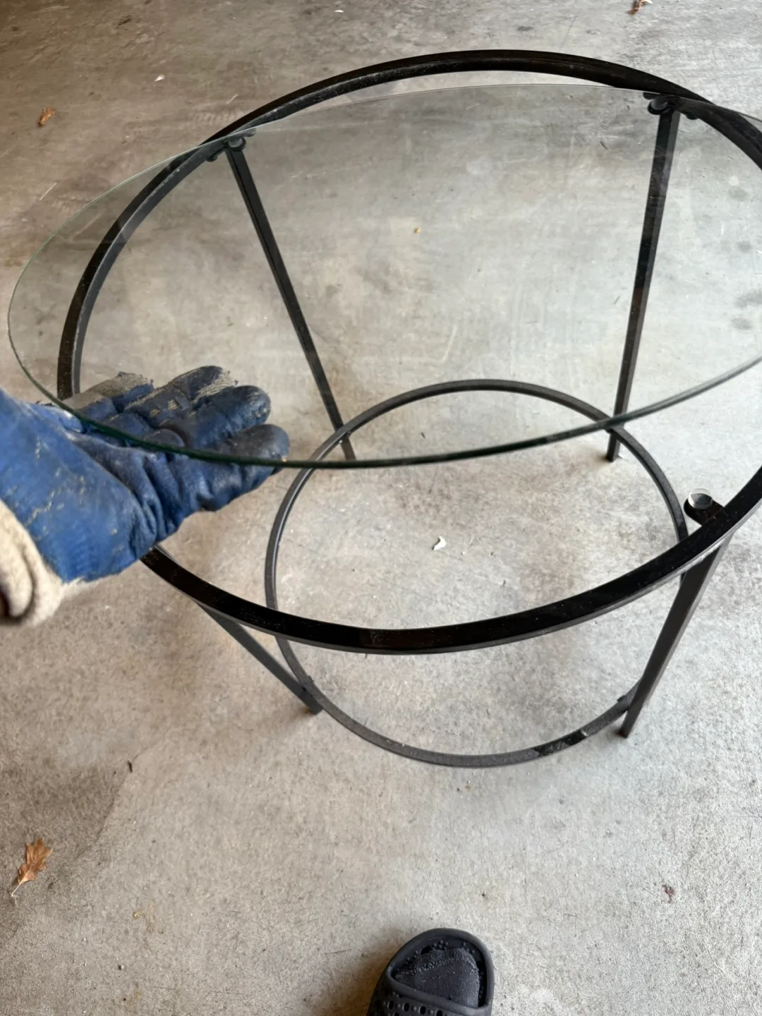 Round Glass Top Side Table image indicator(4)