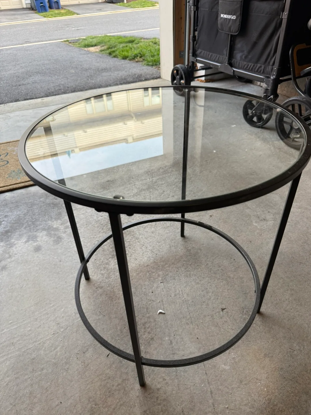 Round Glass Top Side Table image indicator(6)