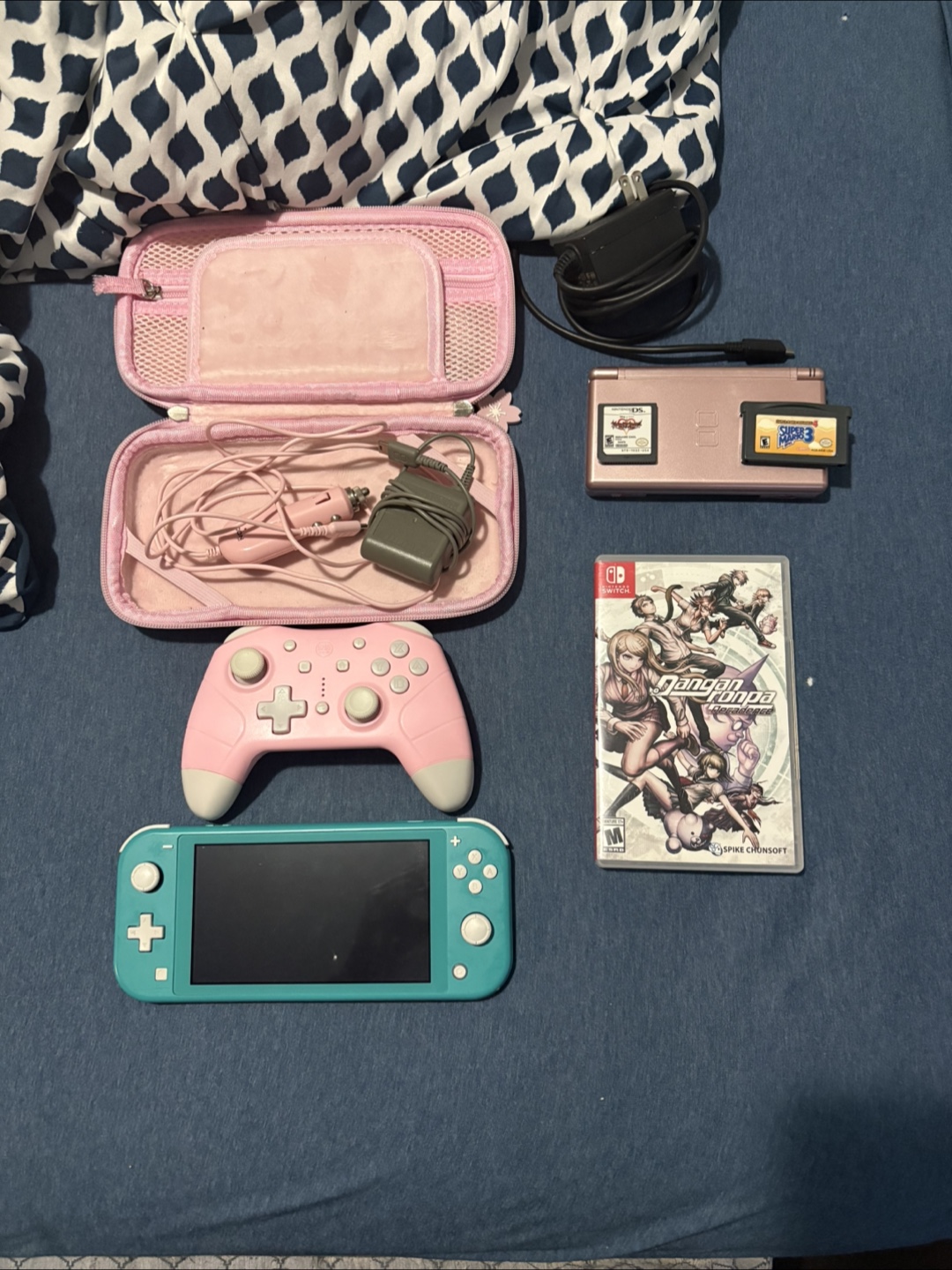 Nintendo switch lite READ DESCRIPTION