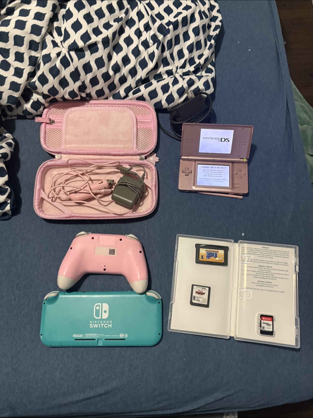 Nintendo switch lite READ DESCRIPTION - photo 2