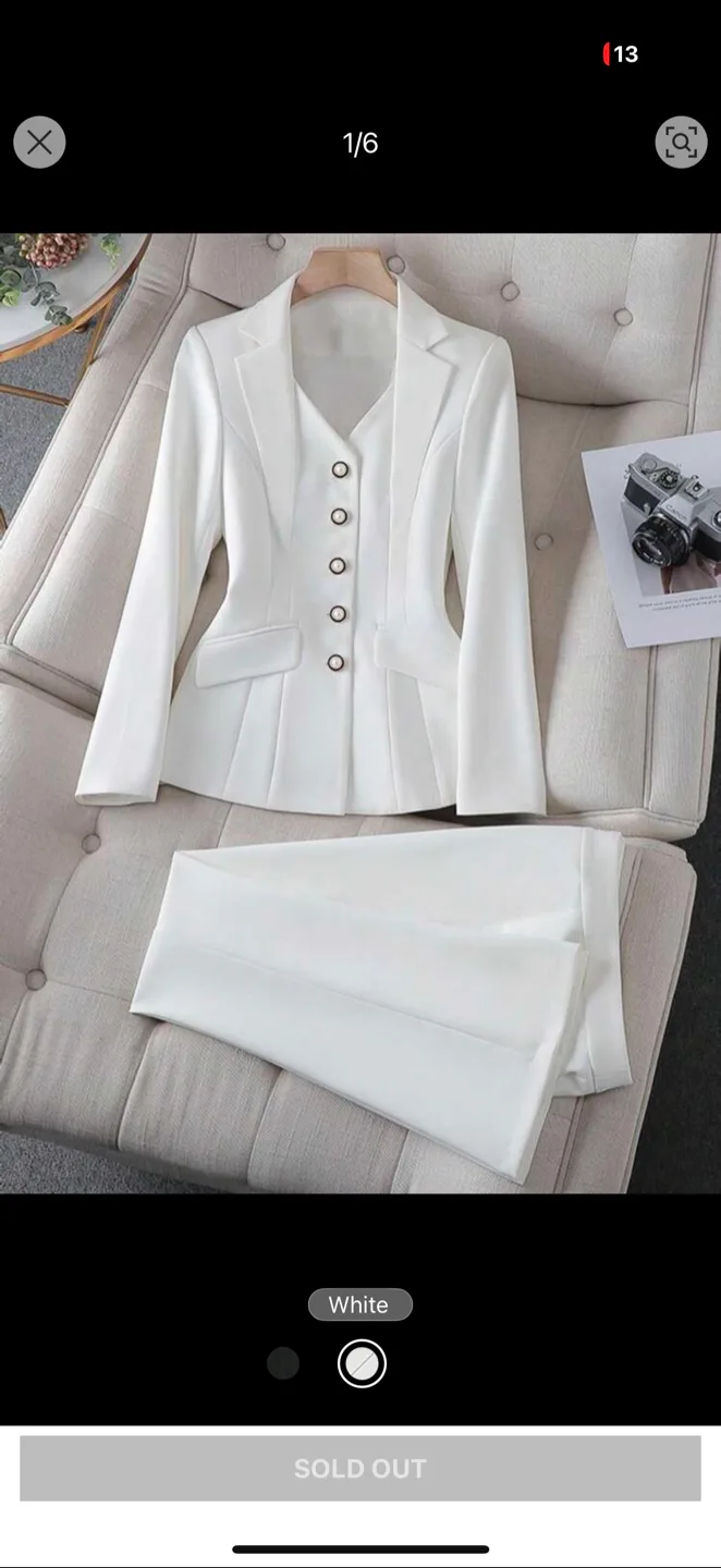 White Blazer and Pant Set image indicator(5)