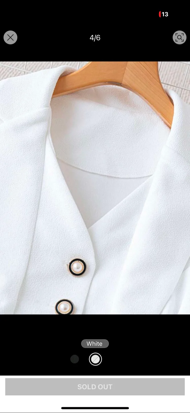 White Blazer and Pant Set image indicator(7)