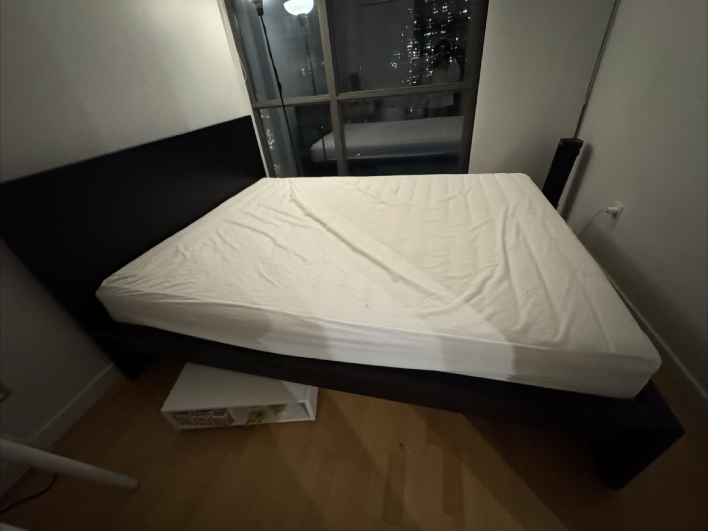 Black Malm bed - photo 2