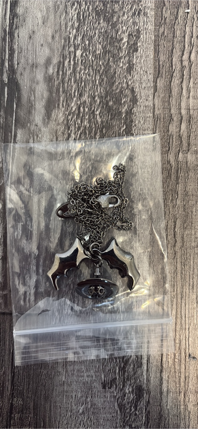 Vivienne Westwood Bat Necklace - photo 3