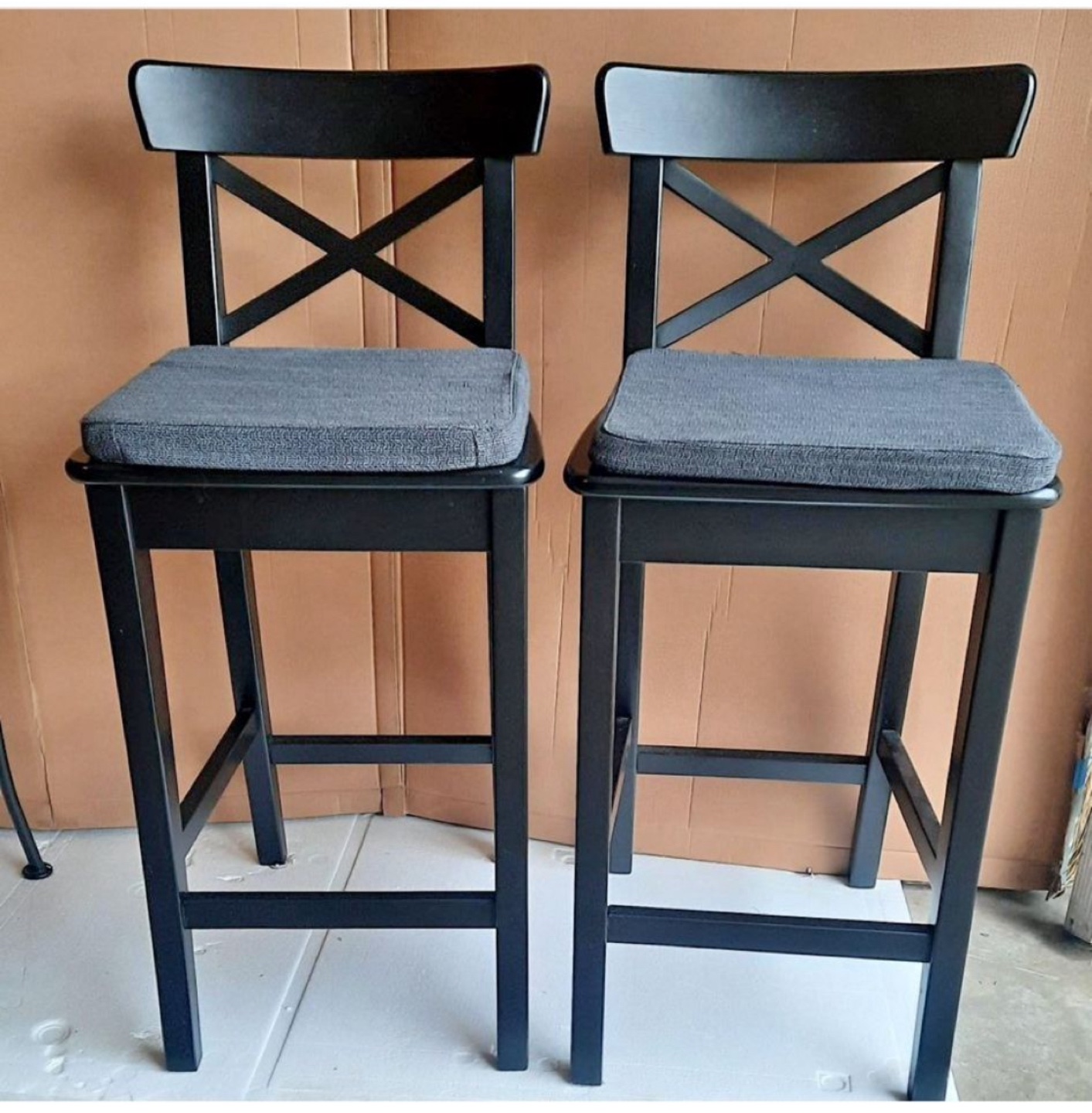 Set of 2 Black Bar Stools