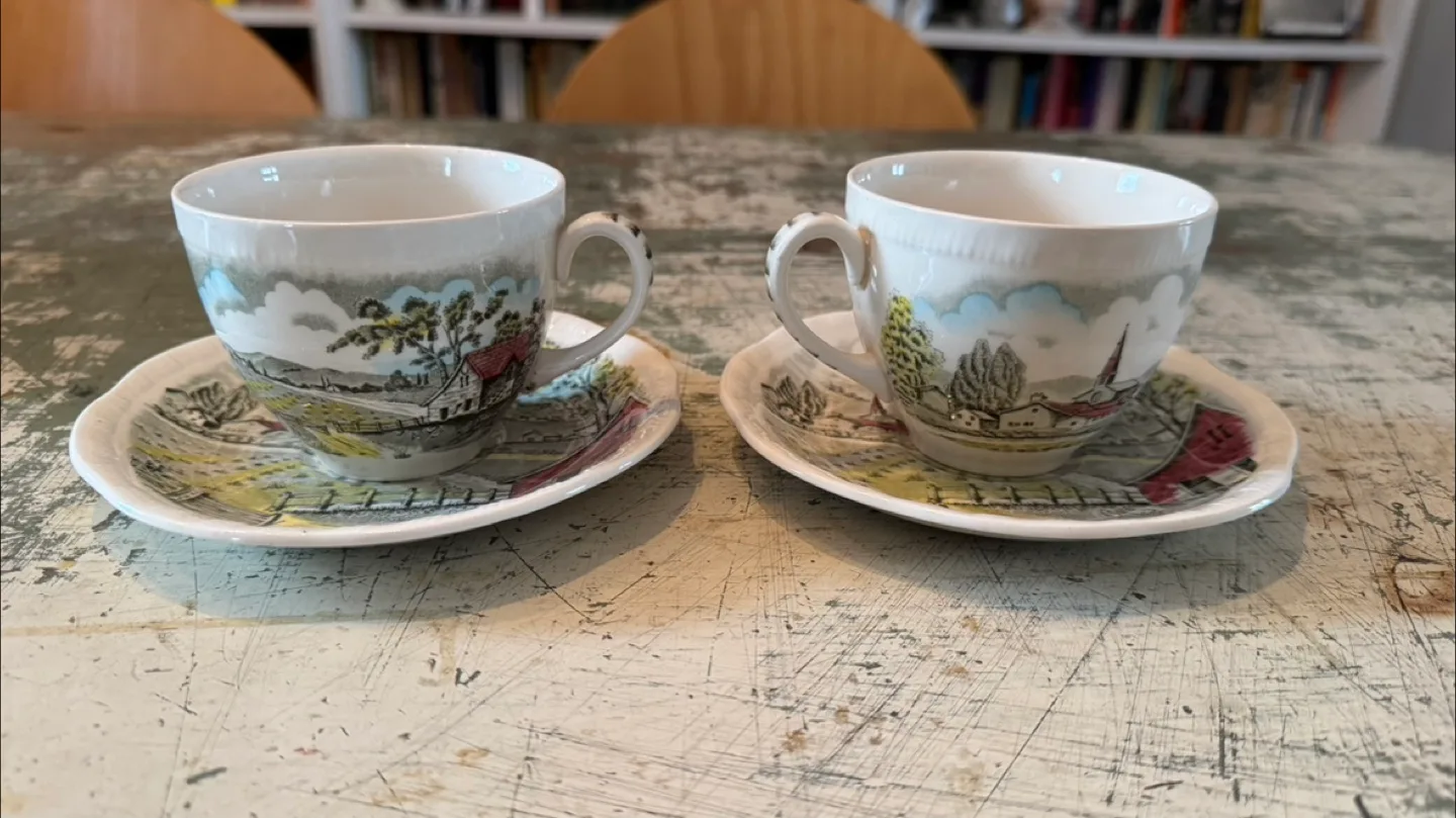Vintage Alfred Meakin Home Pastures cups and saucers (2 each) thumbnail