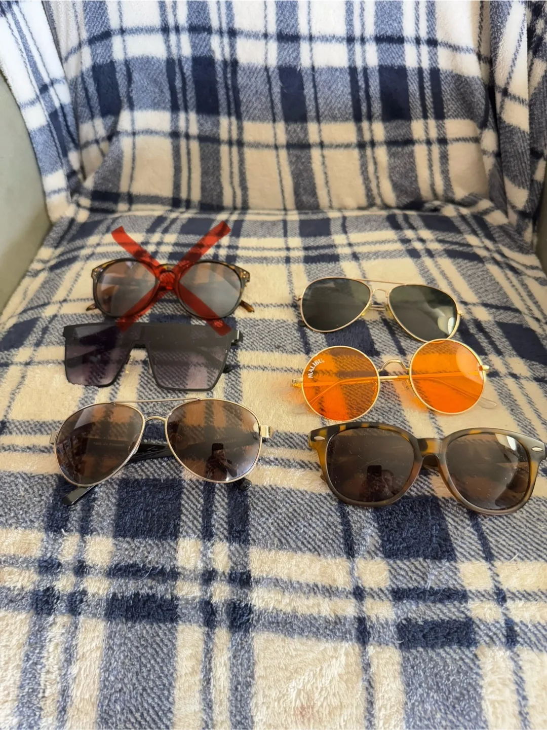 Five pairs of sunglasses bundle or individuals thumbnail