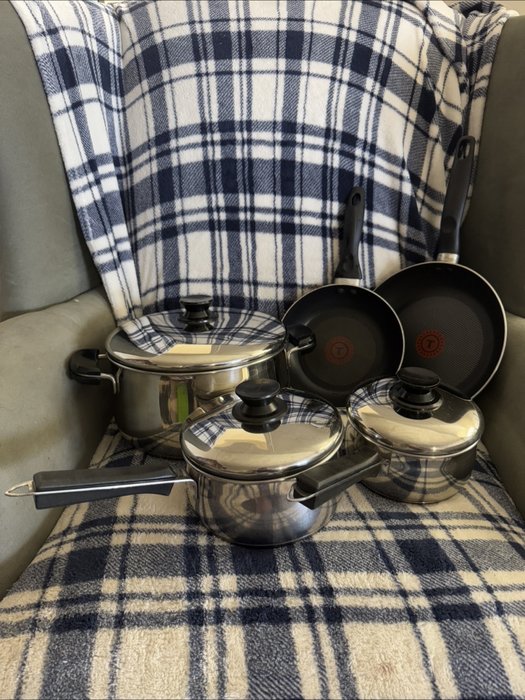 Lagostina and Tefal Cookware Set