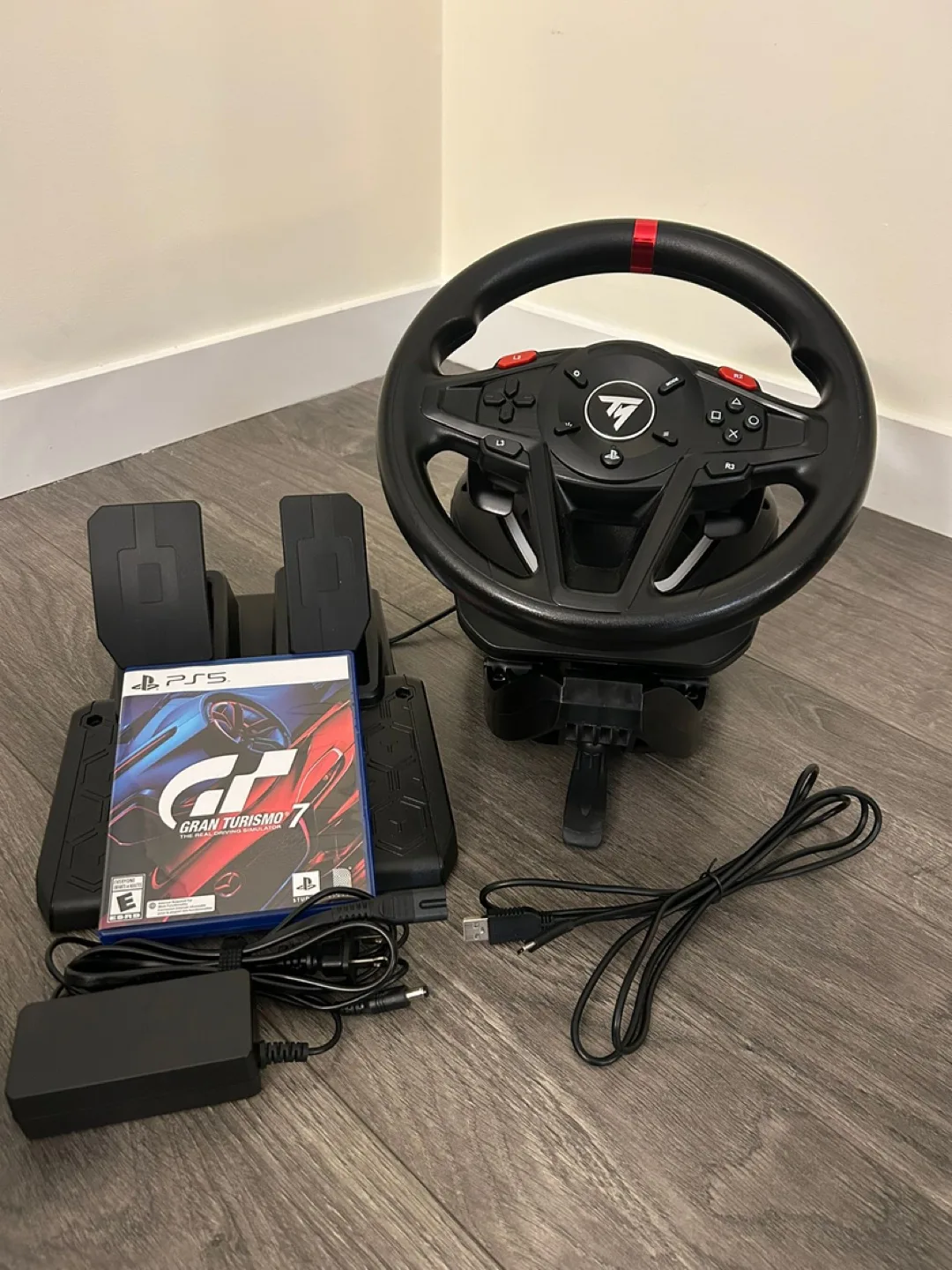 Thrustmaster T128 Racing Wheel & Gran Turismo 7 for PS5 thumbnail