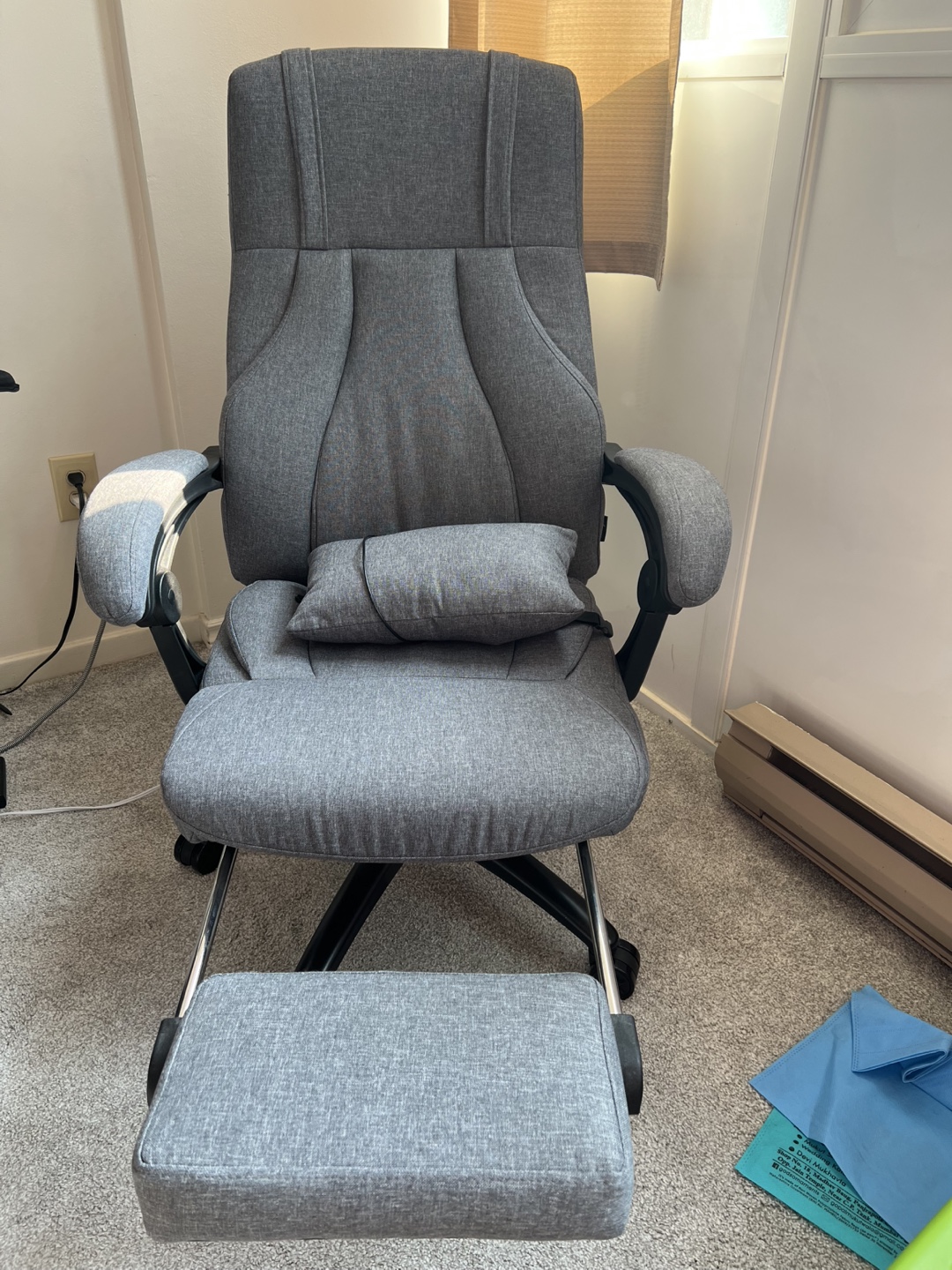 Grey Office Chair with Footrest - photo 5
