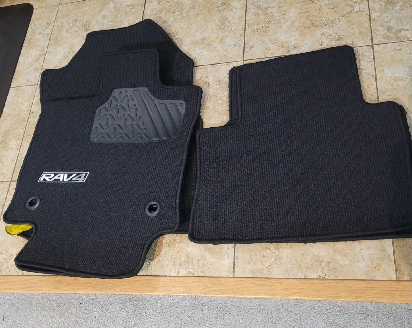 RAV4 Floor Mats. -Unused . thumbnail