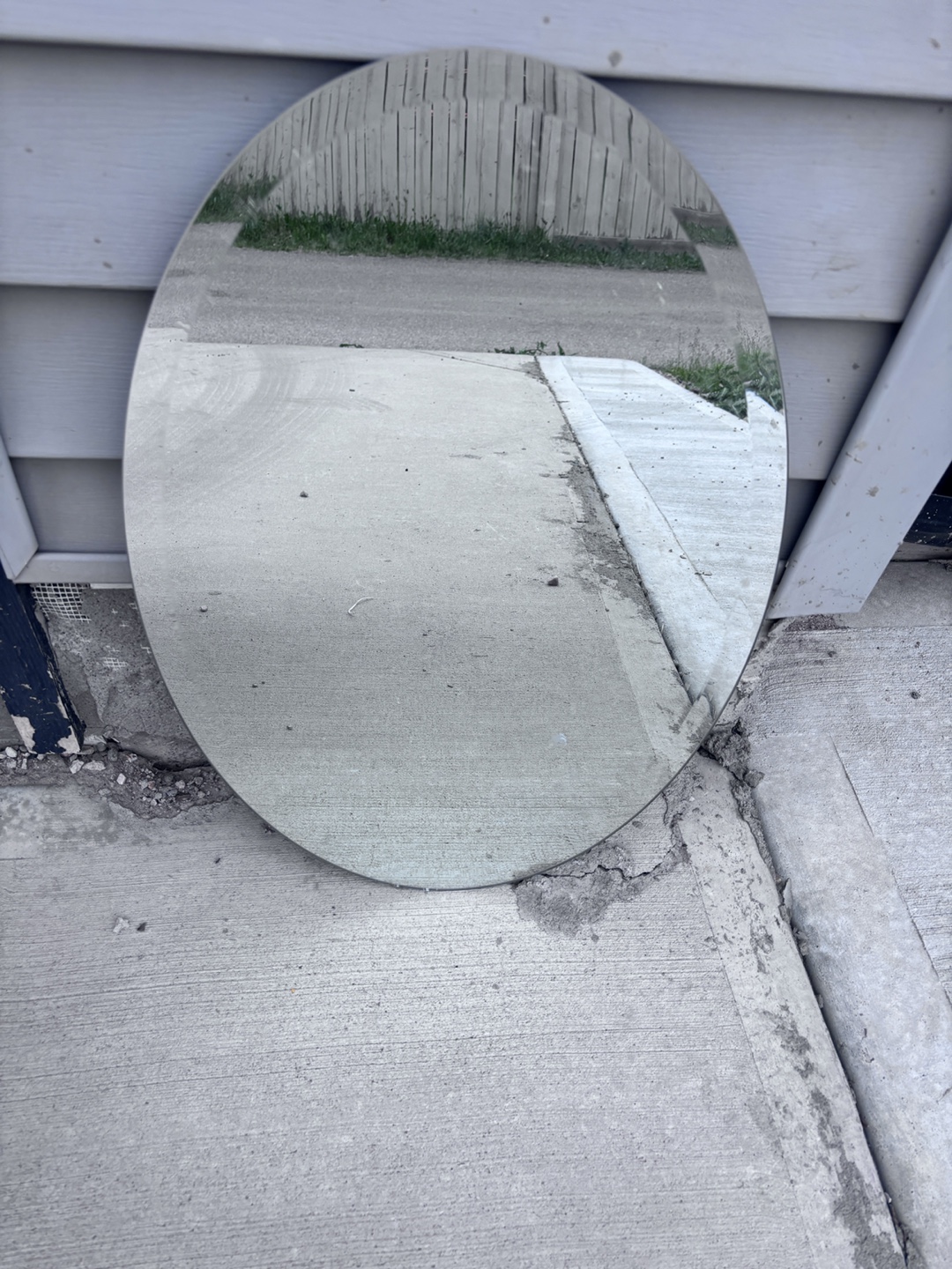 Oval Wall Mirror - photo 2
