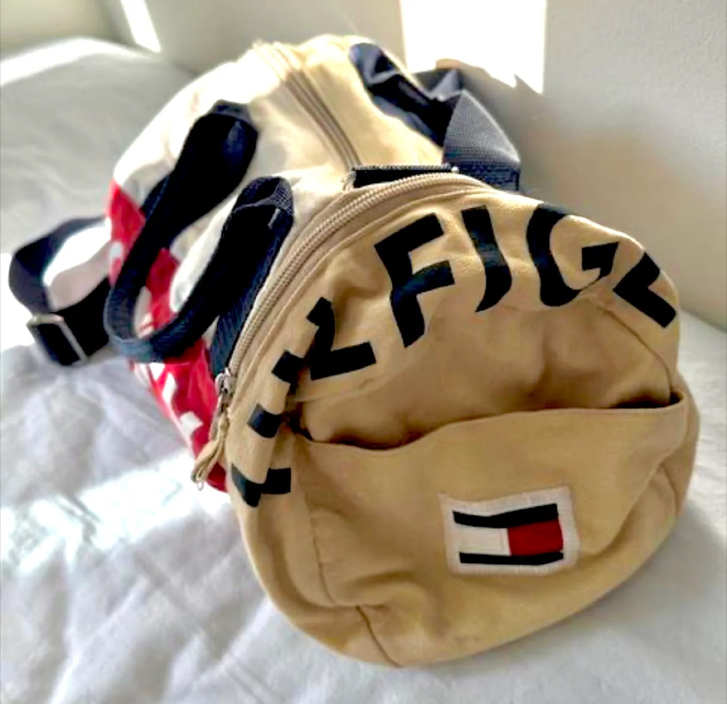 Tommy Hilfiger Crossbody Tote Bag image indicator(2)