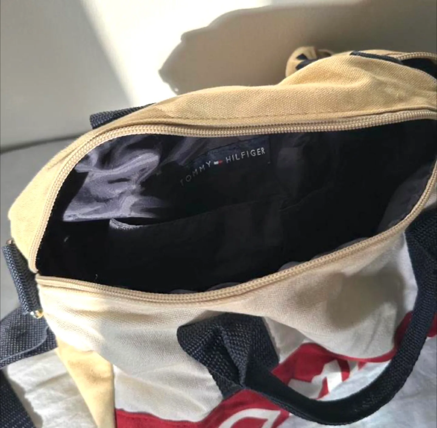 Tommy Hilfiger Crossbody Tote Bag image indicator(3)