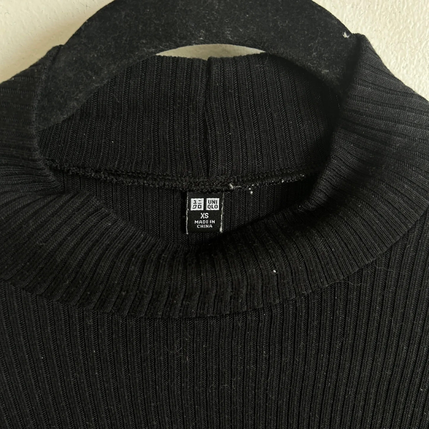 Uniqlo Black Turtle Neck Top, XS image indicator(3)