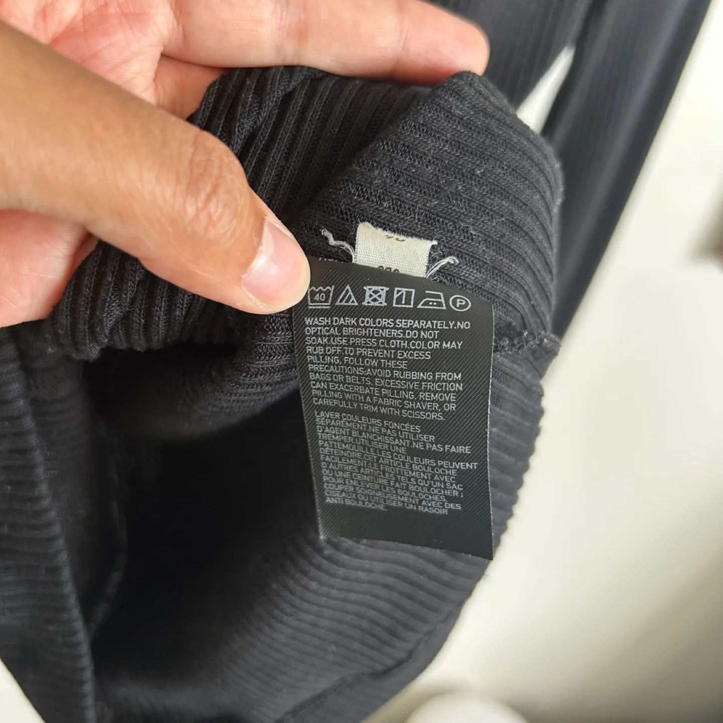 Uniqlo Black Turtle Neck Top, XS image indicator(5)