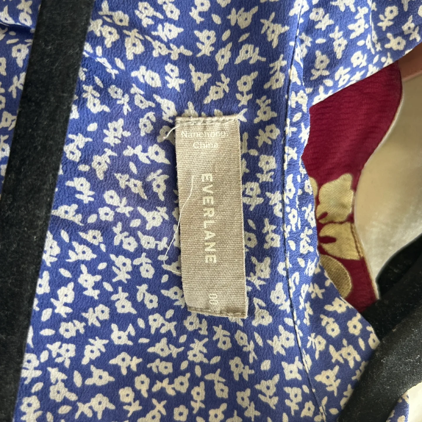 Everlane Silk Top - Floral Print image indicator(3)