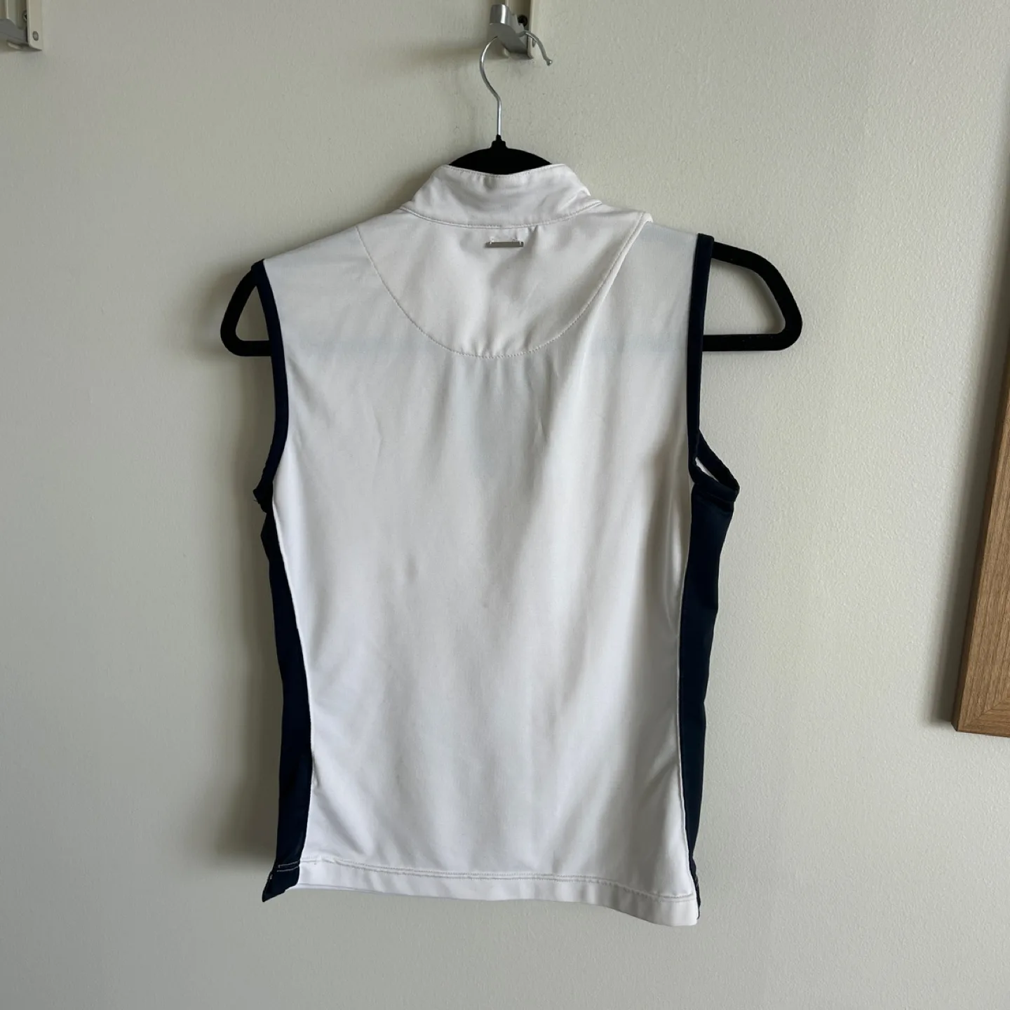 Vuarnet White Sleeveless Top image indicator(4)