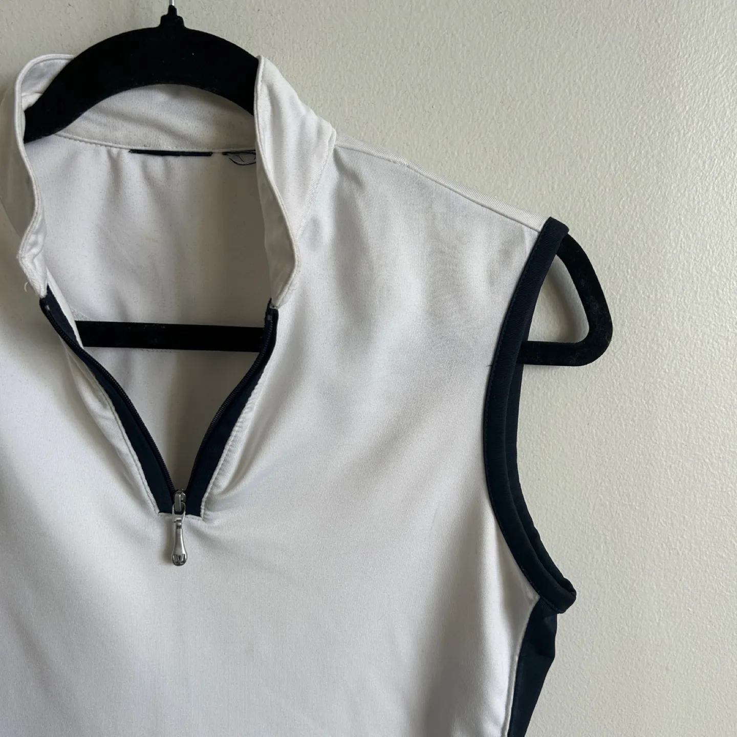 Vuarnet White Sleeveless Top image indicator(2)