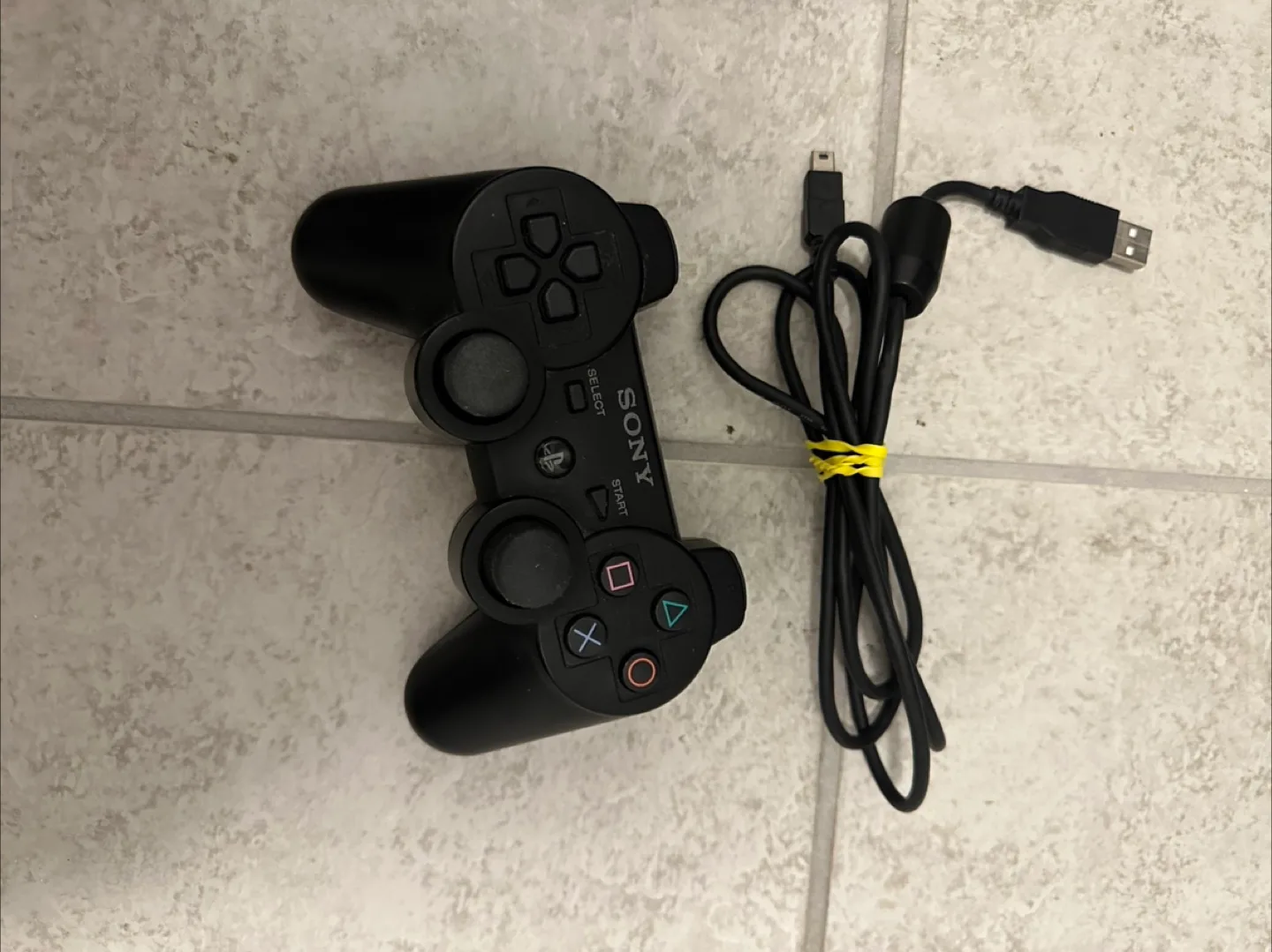 PlayStation 3 Console Bundle image indicator(3)