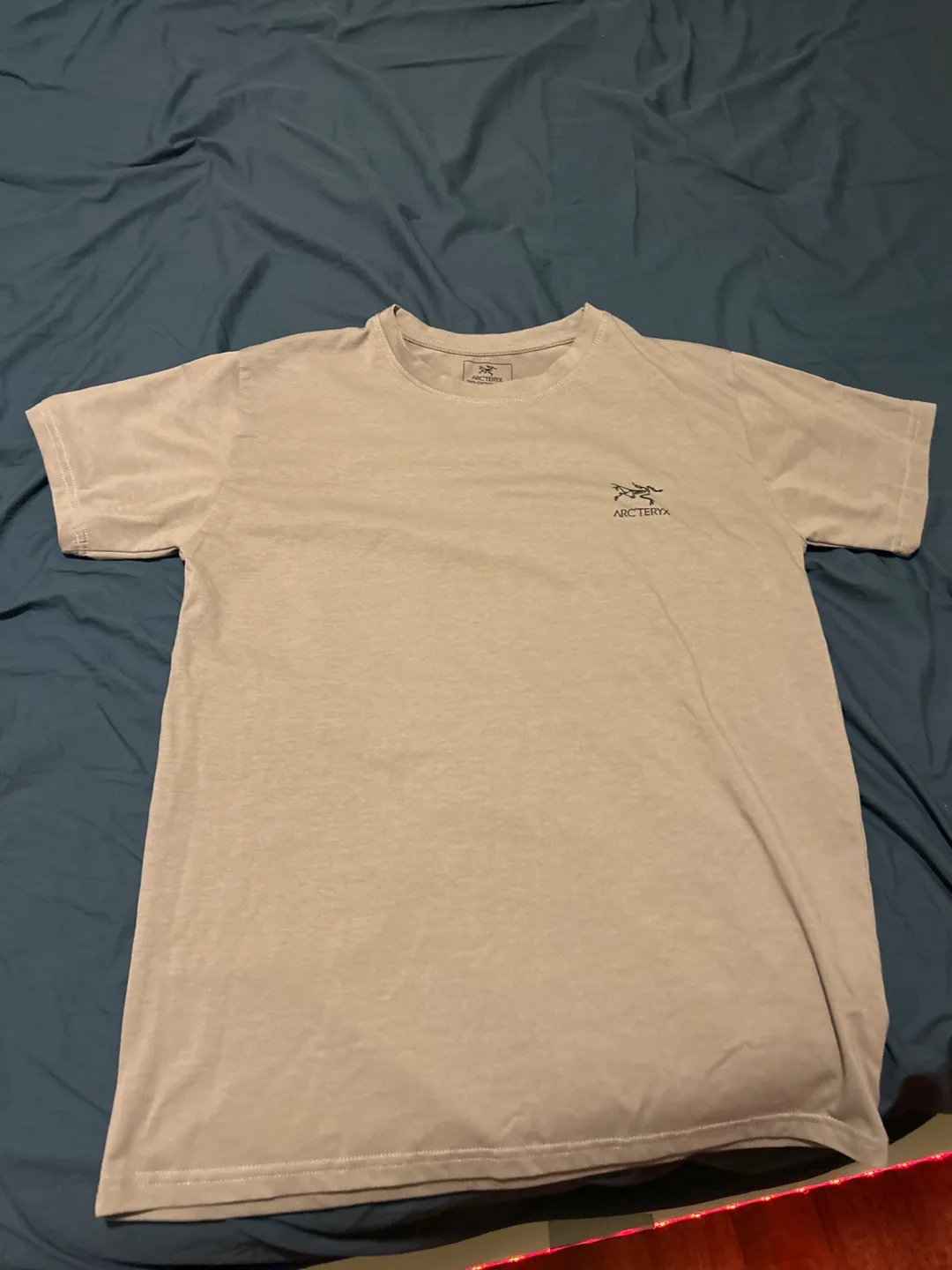 Arc'teryx T-shirt thumbnail