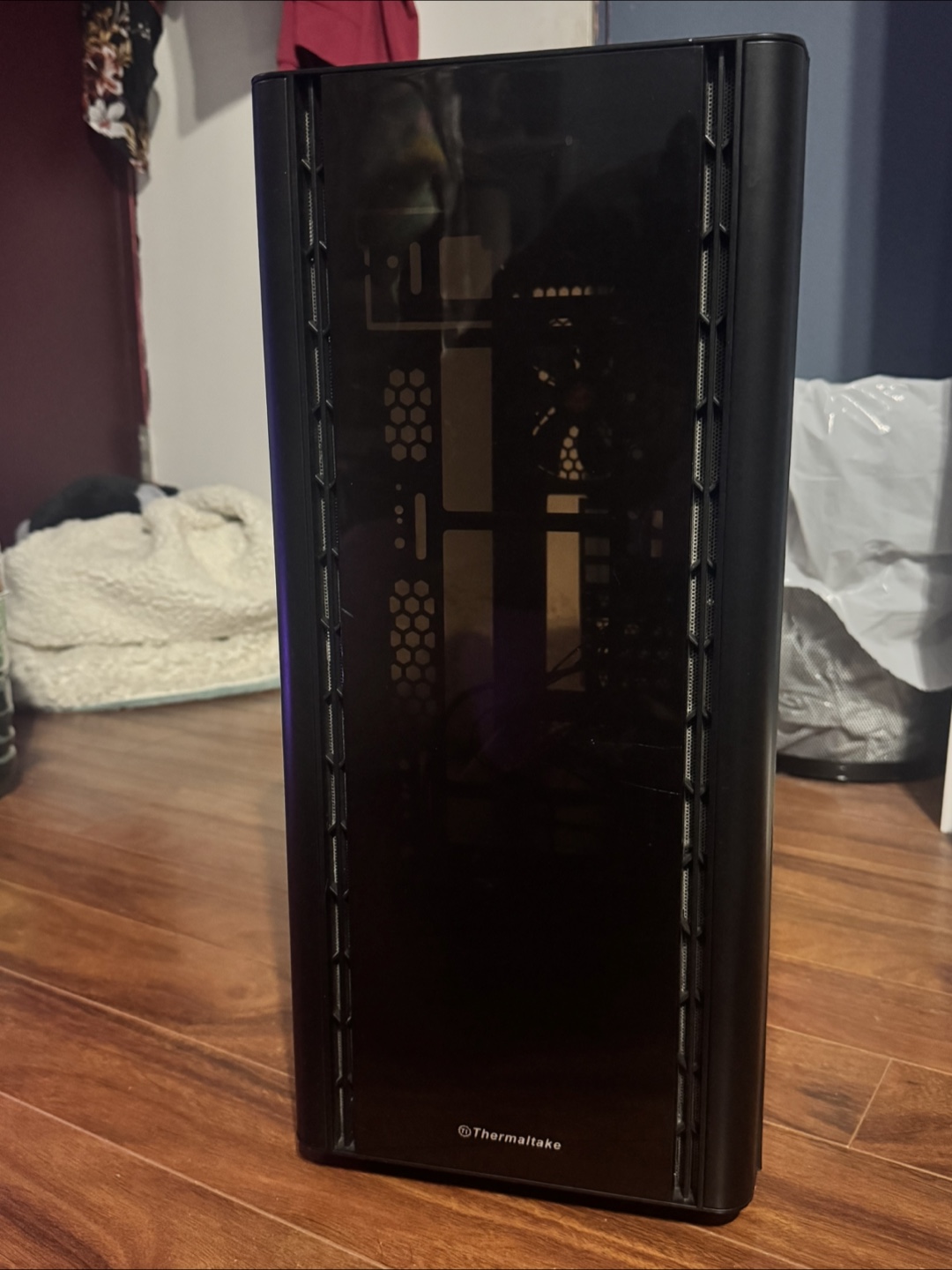 Thermaltake V250 Computer Case - photo 2