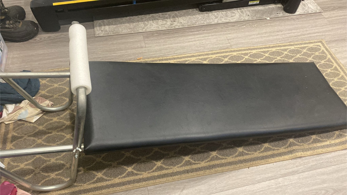 Exercise bench