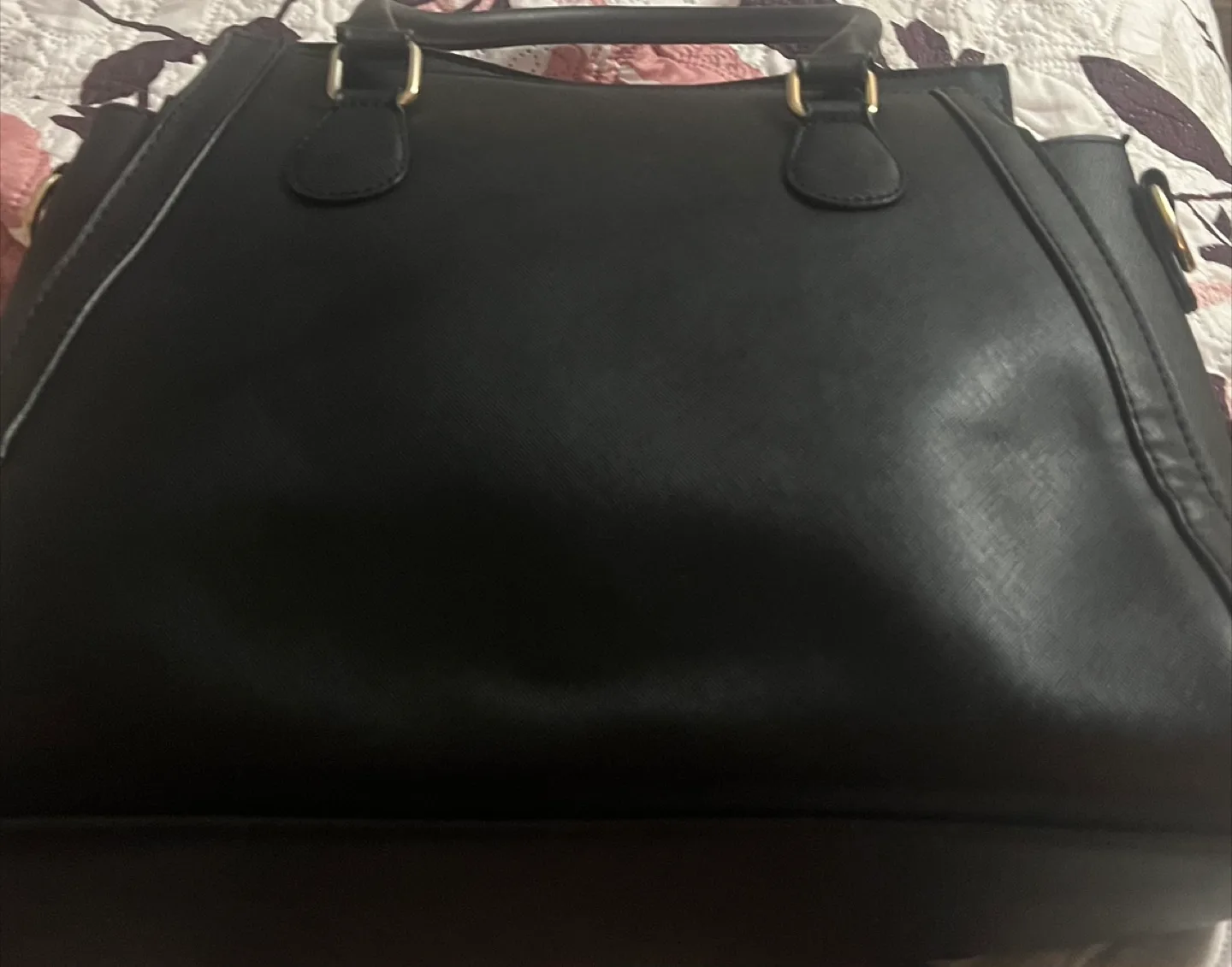 Michael Kors Black Handbag image indicator(6)