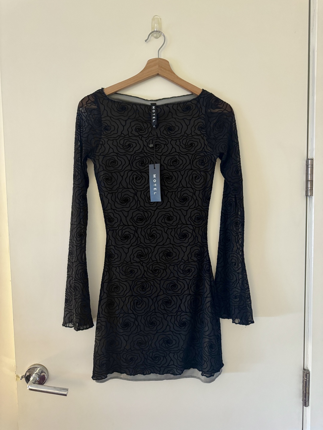 NWT black motel rocks bell sleeve floral mesh dress