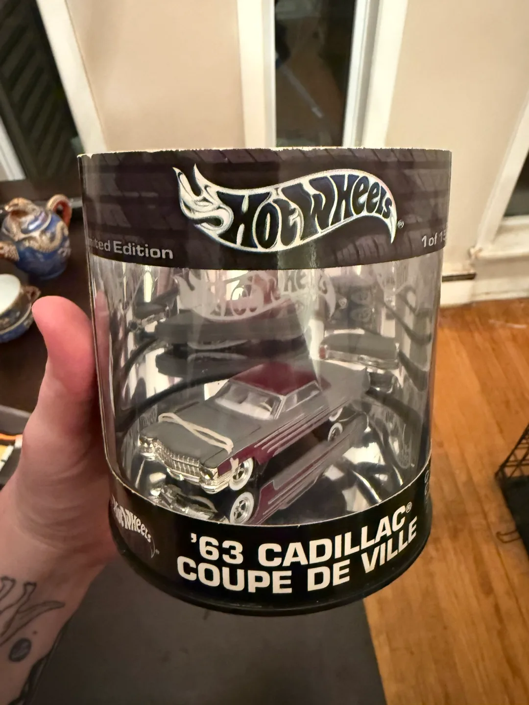 Hot Wheels '63 Cadillac Coupe De Ville thumbnail