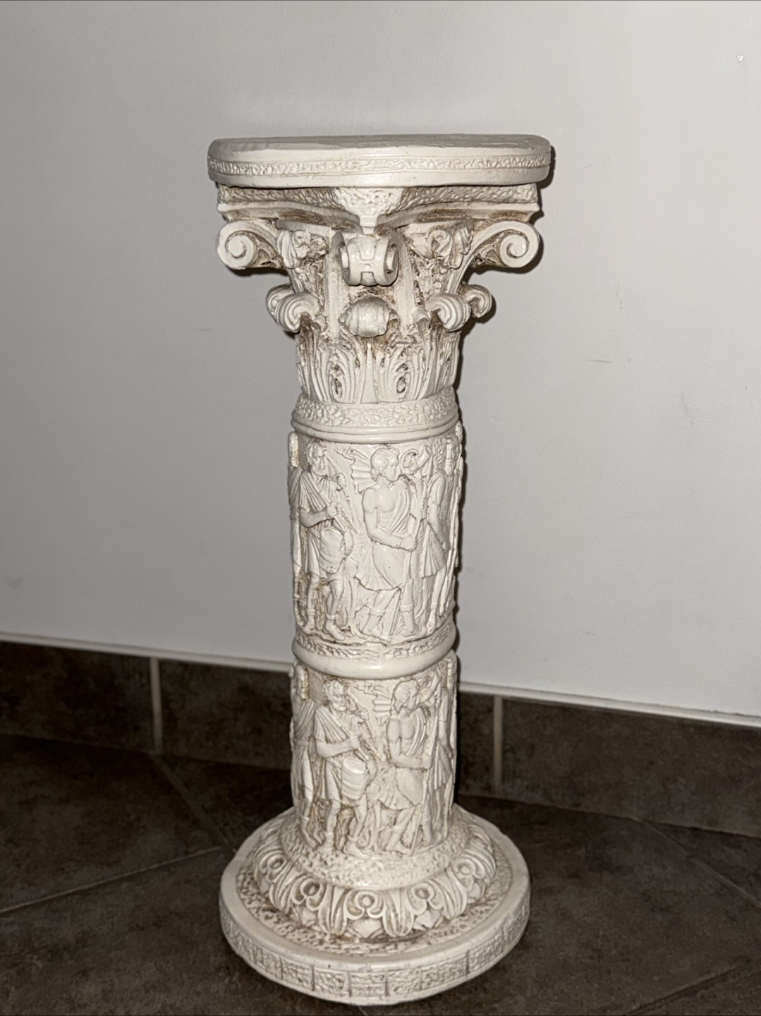 Real Vintage Pedestal Stand