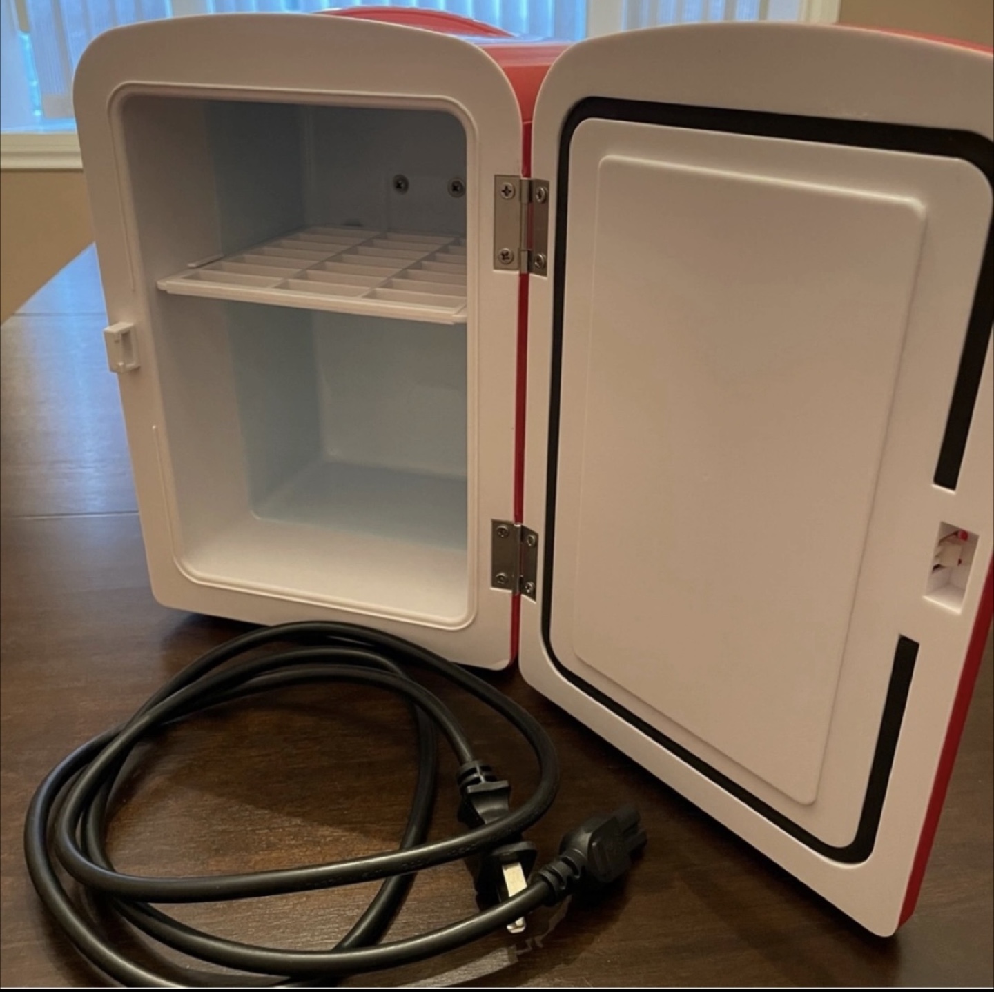 Coca-Cola mini fridge for sale - photo 2