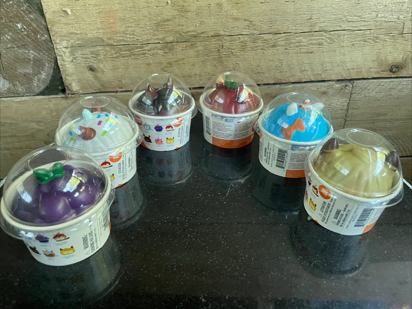 Fuzzerz Scentilicious Squishies set of 6 image indicator(4)