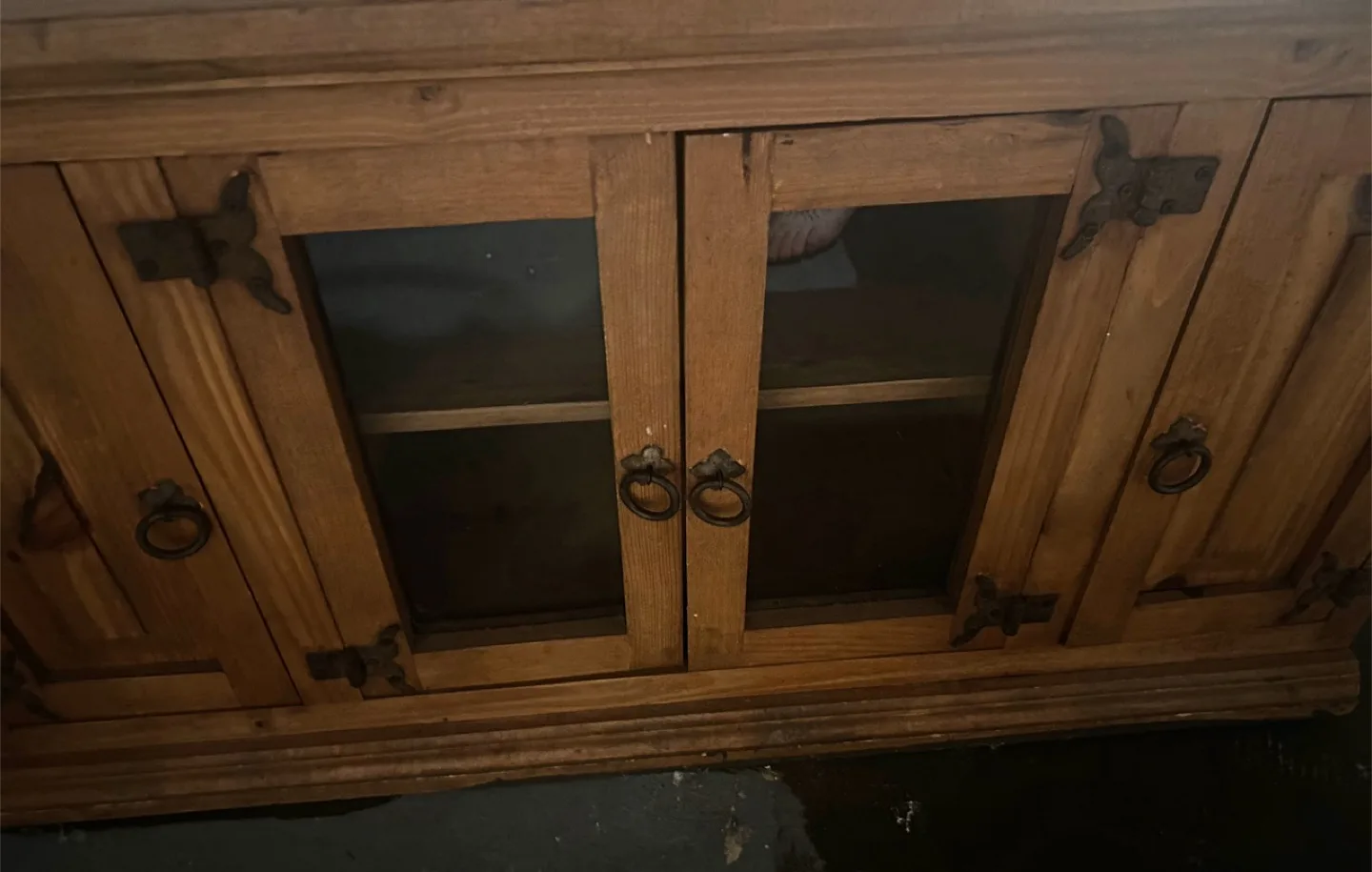 Wooden Entertainment Unit image indicator(3)