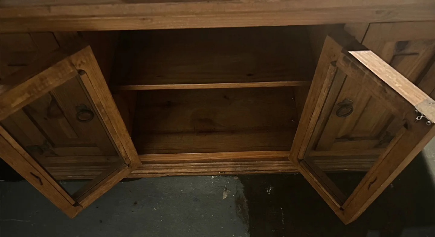 Wooden Entertainment Unit image indicator(5)